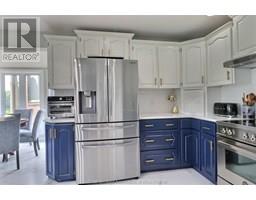 932 Grand AVENUE - 22