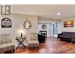 932 Grand AVENUE - 50