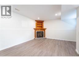 29 LaRose CRESCENT - 32