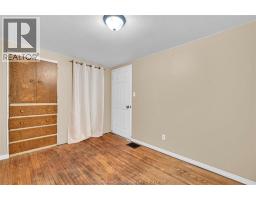 25 VICTORIA AVENUE - 24