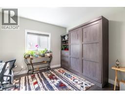 11 CHAMPLAIN COURT - 11