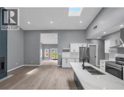 30 MCNAUGHTON AVENUE East - 21