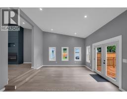 30 MCNAUGHTON AVENUE East - 27