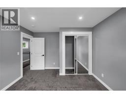 30 MCNAUGHTON AVENUE East - 29