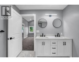 30 MCNAUGHTON AVENUE East - 41