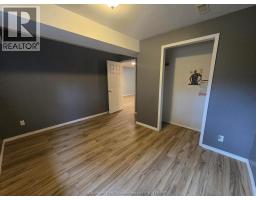 75 Taylor TRAIL - 24