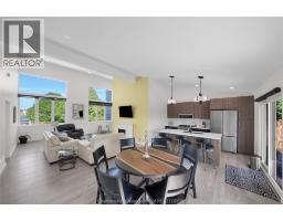 190 MERRITT AVENUE - 16