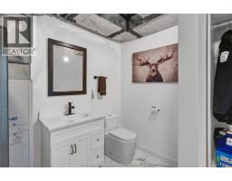 190 MERRITT AVENUE - 34