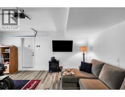 190 MERRITT AVENUE - 38