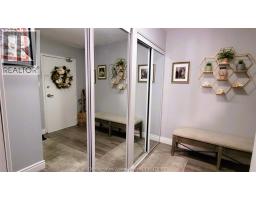12 Montgomery DRIVE - 3