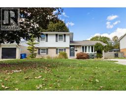 31 PETERBOROUGH DRIVE - 2