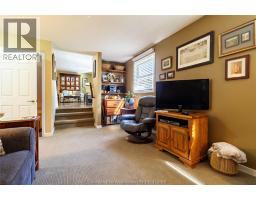 31 PETERBOROUGH DRIVE - 27