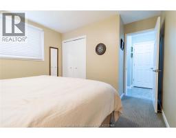 31 PETERBOROUGH DRIVE - 30