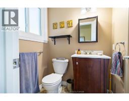 31 PETERBOROUGH DRIVE - 31