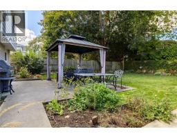 31 PETERBOROUGH DRIVE - 40