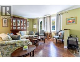 31 PETERBOROUGH DRIVE - 7