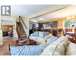 31 PETERBOROUGH DRIVE - 9