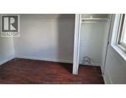 13 Canary CRESCENT - 10