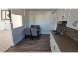 13 Canary CRESCENT - 5