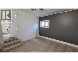 13 Canary CRESCENT - 7