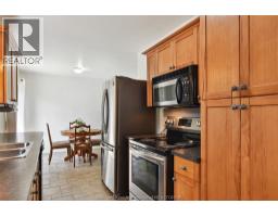 274 TWEEDSMUIR AVENUE East - 32