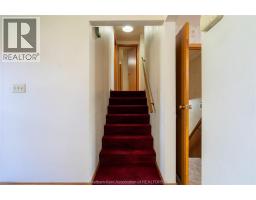 6 Cardinal CRESCENT - 13