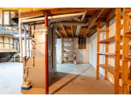 6 Cardinal CRESCENT - 40