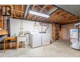 6 Cardinal CRESCENT - 42