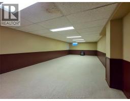 187 Victoria AVENUE North East - 28