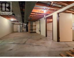 187 Victoria AVENUE North East - 46