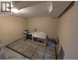 76 Sunnyside AVENUE - 10