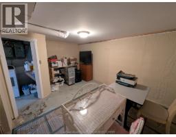 76 Sunnyside AVENUE - 13