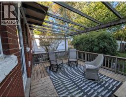 76 Sunnyside AVENUE - 16
