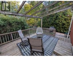 76 Sunnyside AVENUE - 17