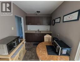 76 Sunnyside AVENUE - 6