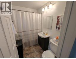 76 Sunnyside AVENUE - 8