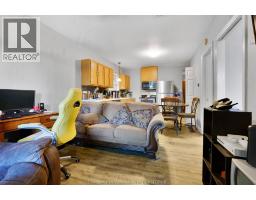 32-34 Brock STREET - 35