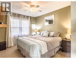 115 Fielder AVENUE - 26