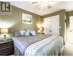 115 Fielder AVENUE - 27