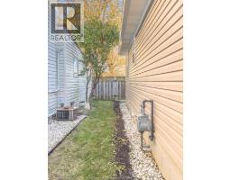 115 Fielder AVENUE - 39