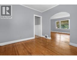 5 BUCKINGHAM AVENUE - 12