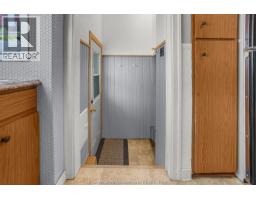 5 BUCKINGHAM AVENUE - 16