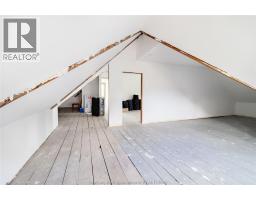 129 William STREET South - 41