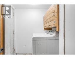 41-43 Woods STREET - 33