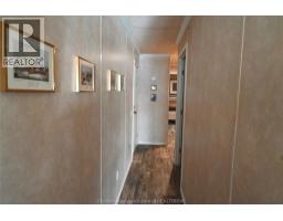 15895 Longwoods ROAD - 15