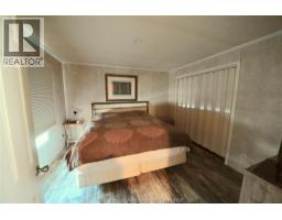 15895 Longwoods ROAD - 19