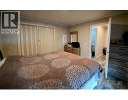 15895 Longwoods ROAD - 22