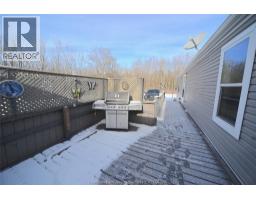 15895 Longwoods ROAD - 7