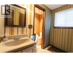 120 Cecile AVENUE - 13