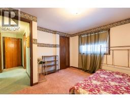 120 Cecile AVENUE - 22